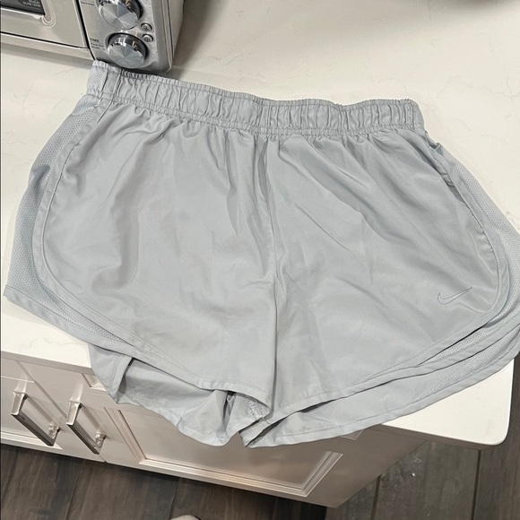 Nike Pants - Nike Women's Light Gray Athletic Shorts Size M